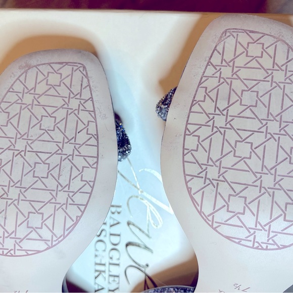 Jewel Badgley Mischka Glitter block heel sandal 7 1/2 - Picture 12 of 12